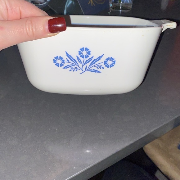 Set of two blue cornflower Corningware small casserole dishes in cornflower blue - Picture 4 of 5
